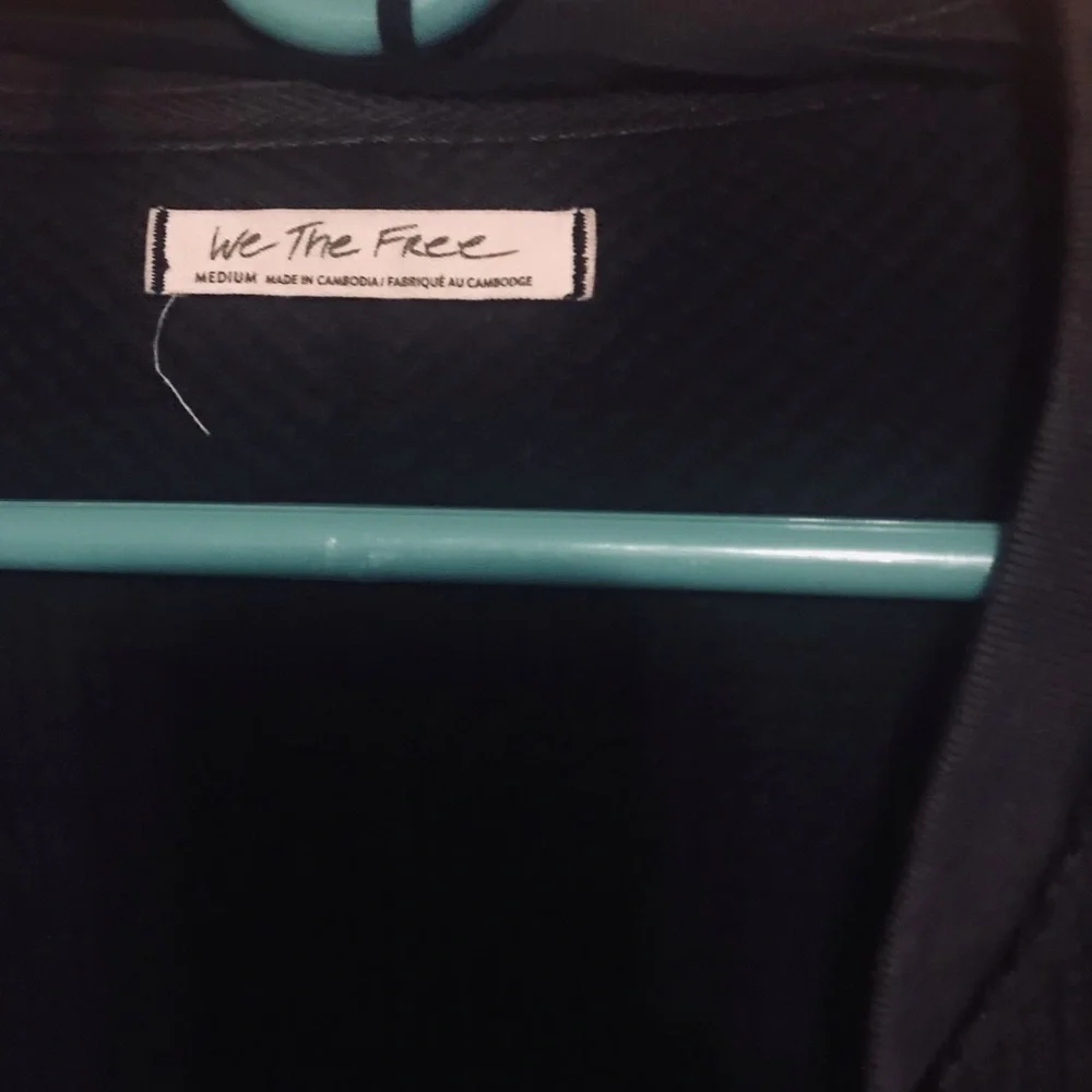 We The Free Brownish Black ( Brack/ espresso) V-Neck Sweater - Picture 3 of 6